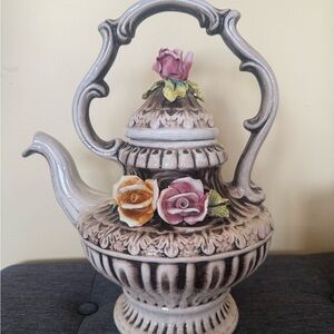 Elegant Ceramic Teapot with Floral Design